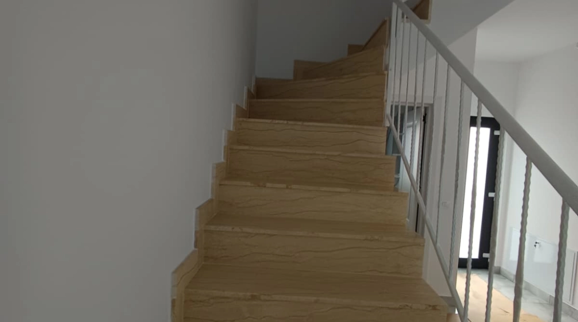 Oferta 4 camere, 100 mp, de vanzare casa in zona Valea Lupului,  ANTIBIOTICE imagine 8