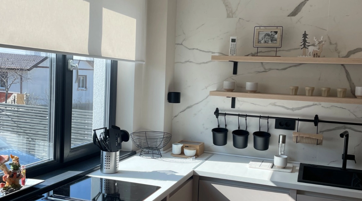 Oferta Casa de vanzare, 4 camere, 120 mp, Breazu,  La intrare  imagine 9