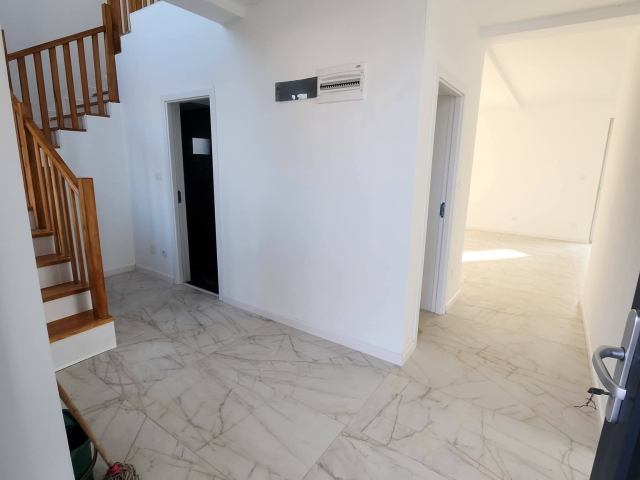 Uricani vila 128mp, 4 camere,  de vanzare,   162099
