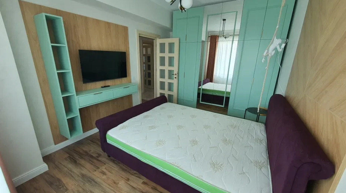 Oferta Apartament nou, 3 camere decomandat, 87 mp, Copou, de inchiriat,  Royal Town imagine 1