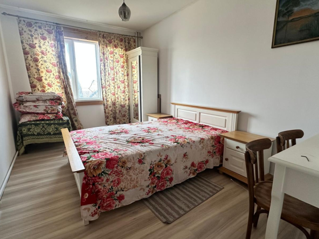 Apartament de vanzare, 2 camere,  decomandat,  54 mp, Tatarasi,  (In spate la Posta) 162020