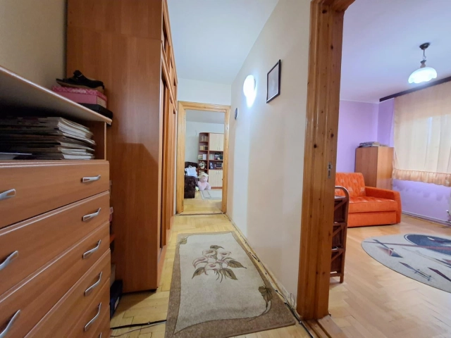 Apartament 3 camere - Nicolina