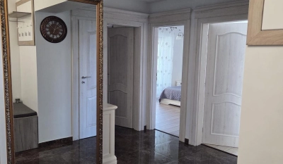 Apartament 3 camere - Nicolina