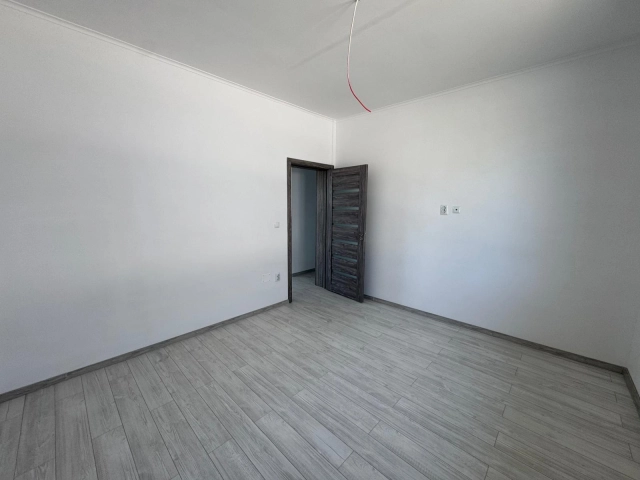 Apartament 4 camere - Valea Adanca