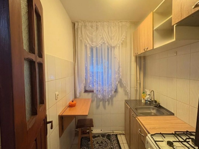 Canta apartament  38 mp, 2 camere,  decomandat, de vanzare,  (Moara de foc) 163224