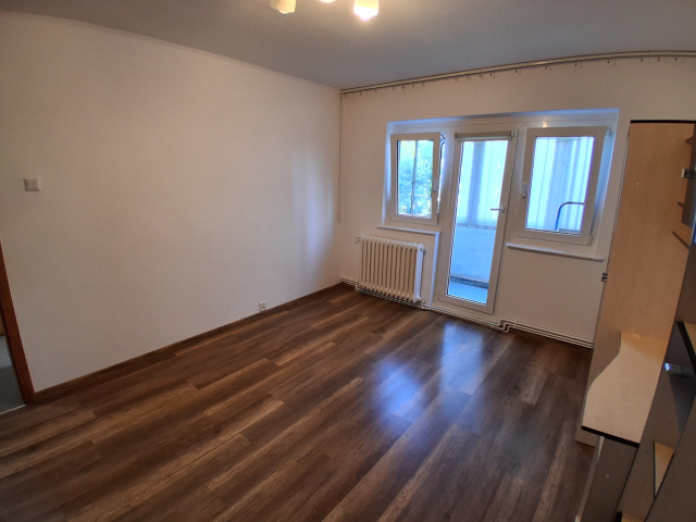 De vanzare apartament, 2 camere,  semidecomandat,  42 mp, Pacurari,  (POSTA PACURARI) 163292