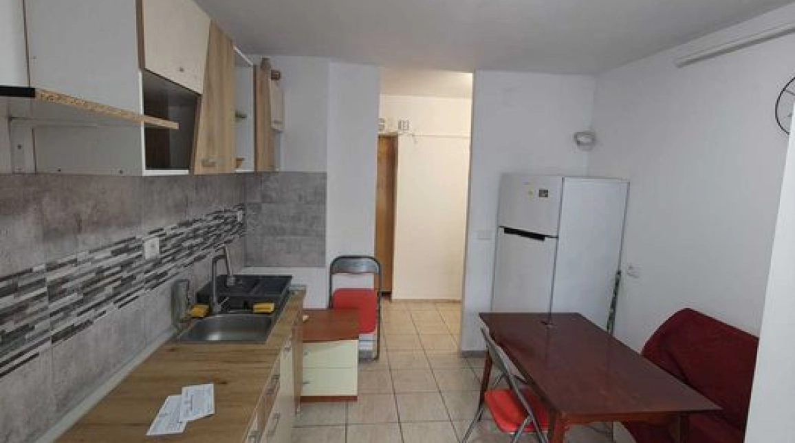 Oferta Apartament de vanzare, 4 camere, decomandat, 85 mp, Frumoasa,  Bld Poitiers - BRD imagine 2