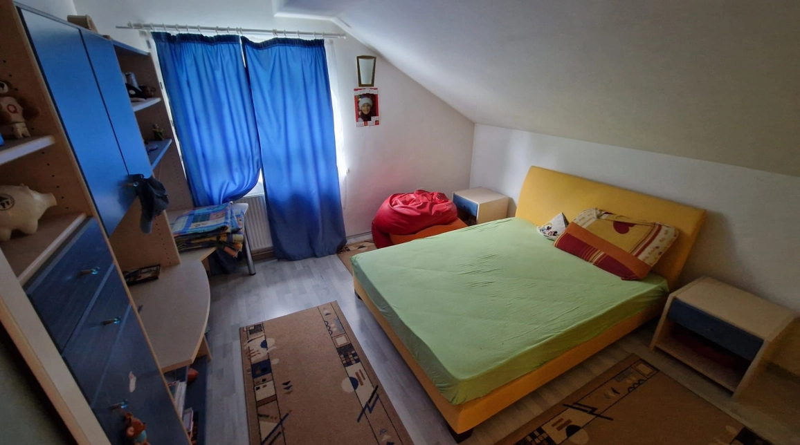 Oferta 4 camere, 180 mp, de vanzare casa in zona Bucium,   imagine 2