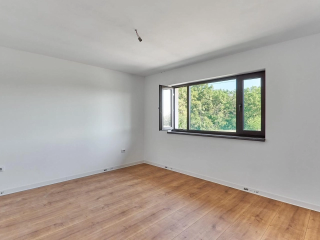 Apartament 4 camere - Valea Ursului