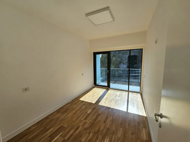 Spatiu comercial Podu Ros Mercury Mary 80mp  160618