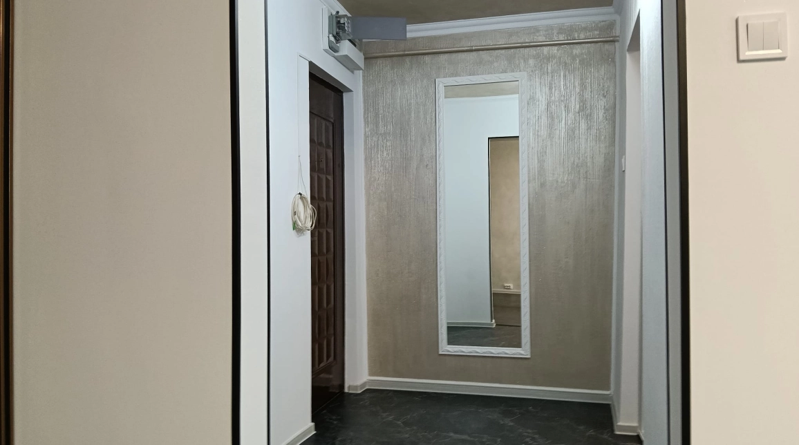 Oferta Apartament, 2 camere semidecomandat, 54 mp, Podu Ros, de vanzare,  Sensul Giratoriu imagine 7