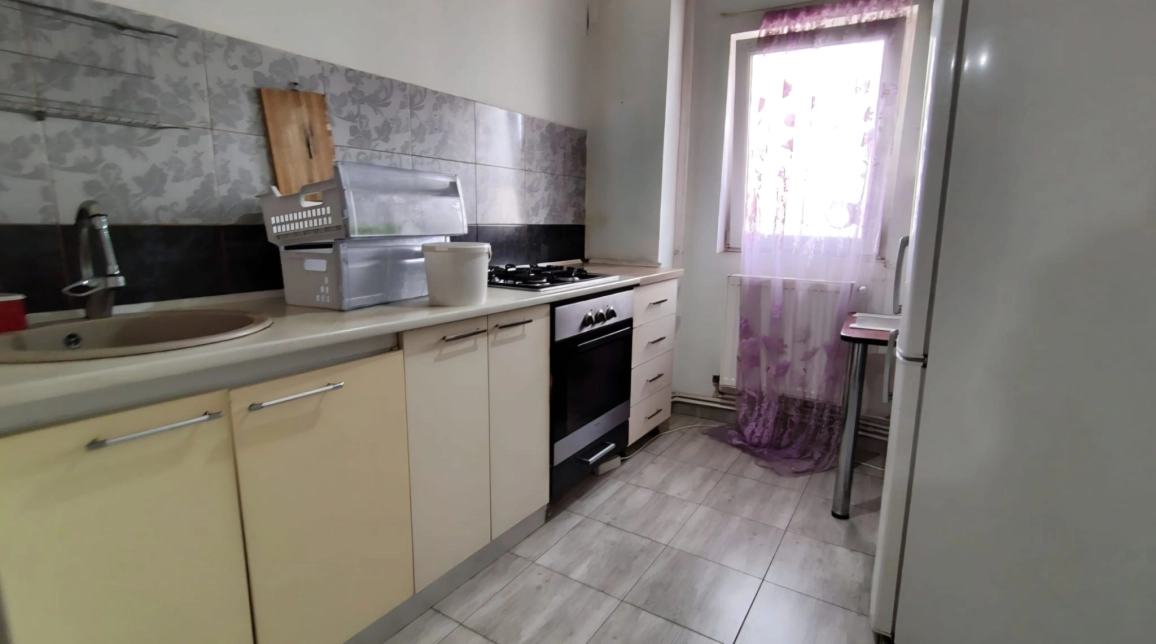 Oferta Dacia apartament 92 mp, 4 camere, decomandat, de vanzare,  Zimbru imagine 6