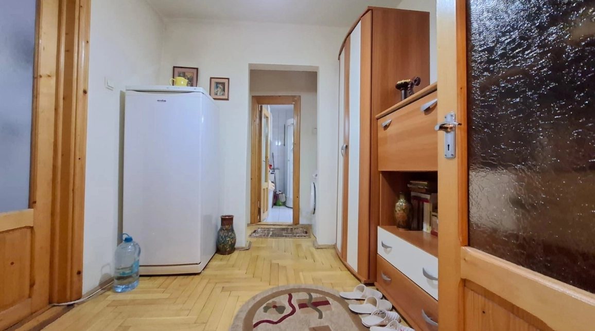 Oferta 3 camere, semidecomandat, 60 mp, de vanzare apartament in zona Nicolina,  Nicolina 2 imagine 18