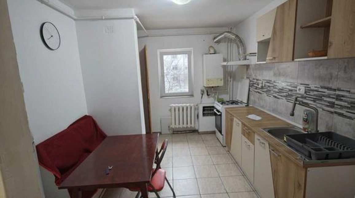 Oferta Apartament de vanzare, 4 camere, decomandat, 85 mp, Frumoasa,  Bld Poitiers - BRD imagine 1