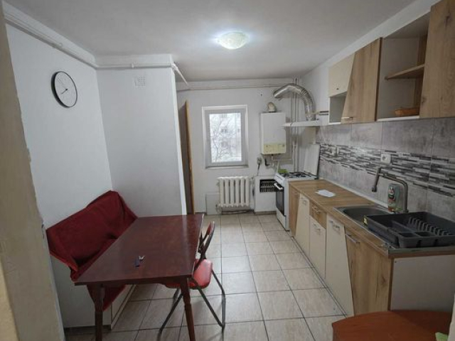 Apartament de vanzare, 4 camere,  decomandat,  85 mp, Frumoasa,  (Bld Poitiers - BRD) 163465