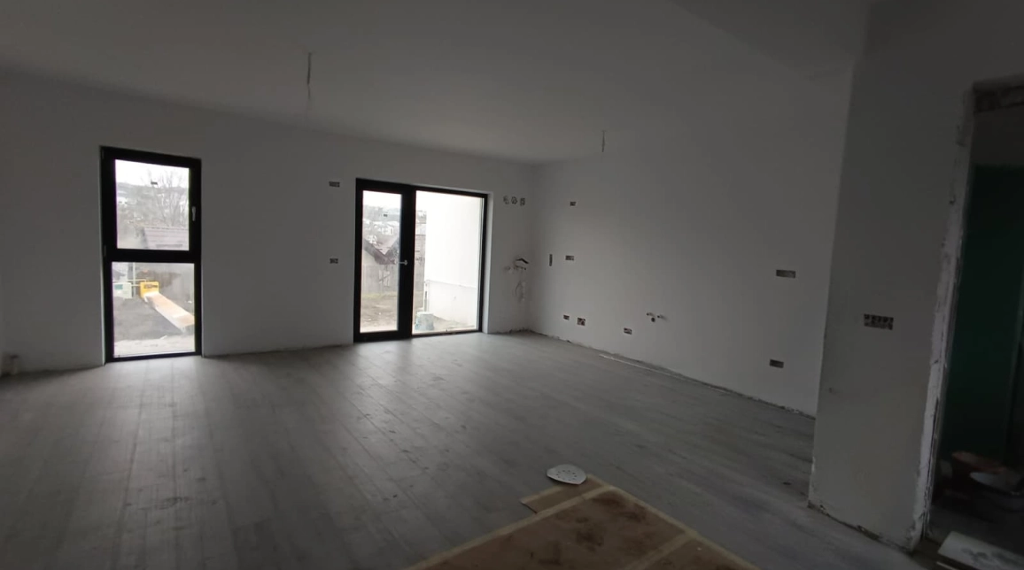 Oferta De vanzare casa, 4 camere, 120 mp, Rediu,  Cu vedere spre lac imagine 3