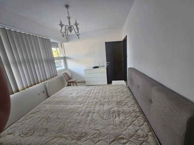 Apartament 5 camere - Podul de Fier
