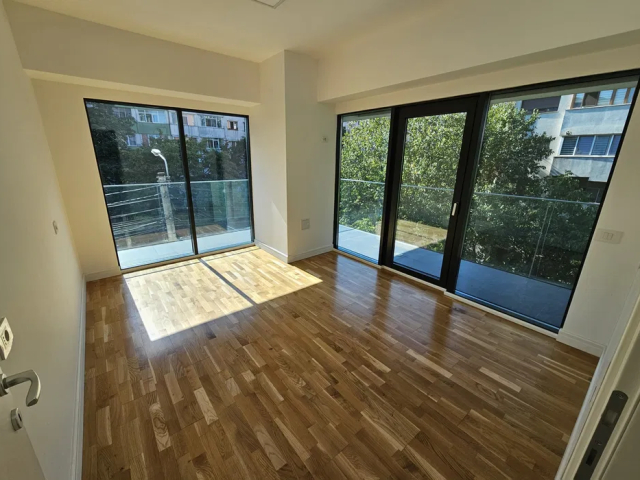 Spatiu comercial Podu Ros Mercury Mary 80mp  160618