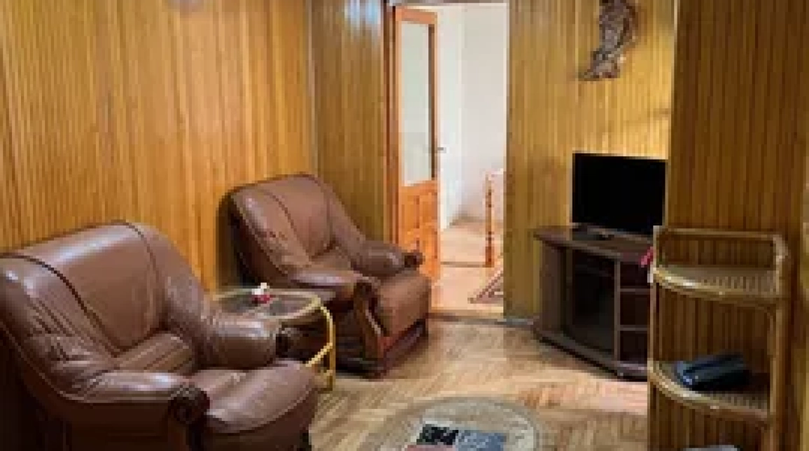 Oferta Apartament, 2 camere decomandat, 55 mp, Precista, de inchiriat imagine 2
