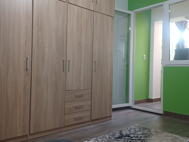Zimbru apartament  42 mp, 1 camera,  decomandat, de inchiriat,  (Scoala Gimnaziala George Calinescu) 162744