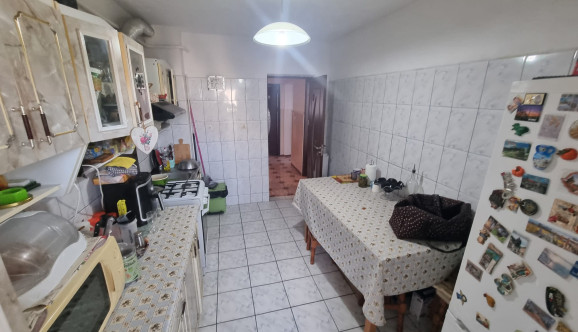 Apartament de vanzare, 3 camere,  decomandat ,  73 mp , Tatarasi,  (Metalurgie-ICG)