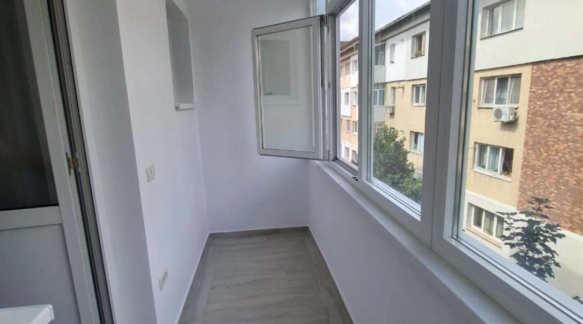 Oferta Apartament de vanzare, 2 camere, semidecomandat, 50 mp, Precista,  Laguna / Scoala nr 4 imagine 9