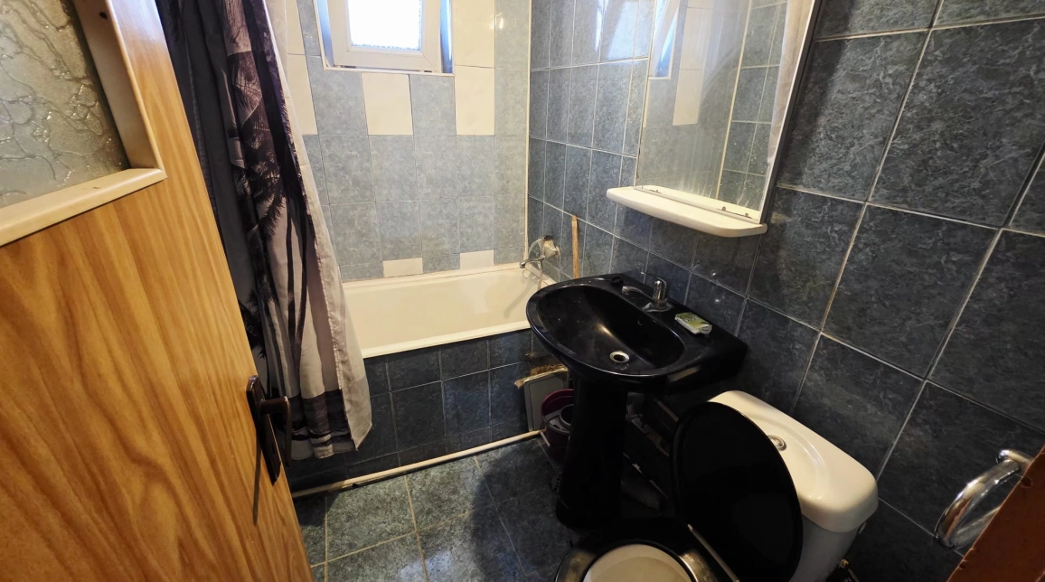Oferta De vanzare apartament, 3 camere, semidecomandat, 54 mp, Dacia,  Bicaz imagine 3