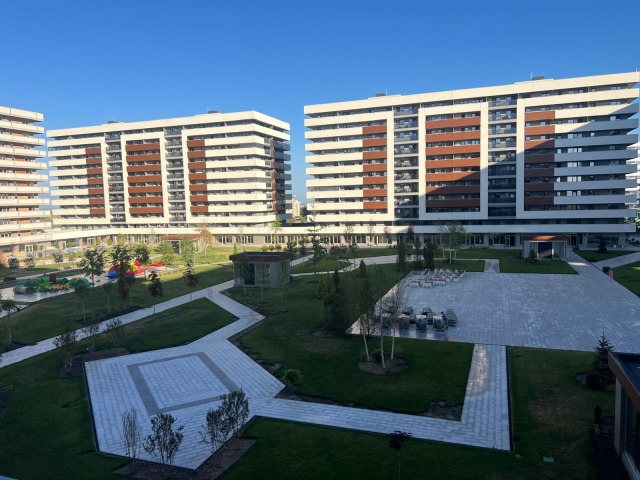 Apartament nou de vanzare, 2 camere,  semidecomandat,  79 mp, Copou,  (Liceul Pedagogic) 133375