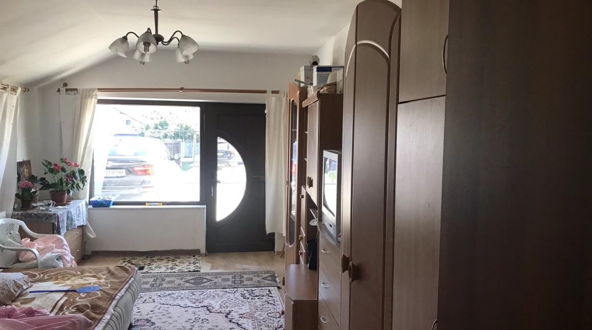 Oferta De vanzare casa, 4 camere, 250 mp, Popas Pacurari,  complex Soleia imagine 2