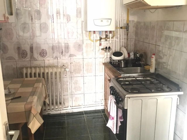 Apartament 4 camere - Podul de Fier