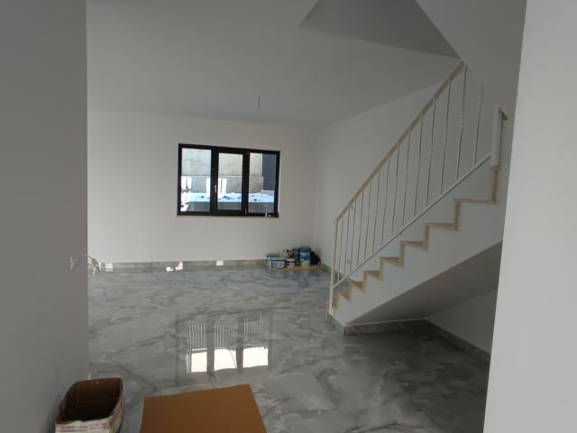 4 camere,  100mp, de vanzare vila in zona Valea Lupului,  (ANTIBIOTICE) 161068