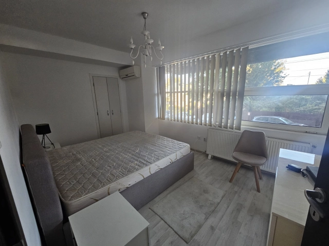 Apartament 5 camere - Podul de Fier