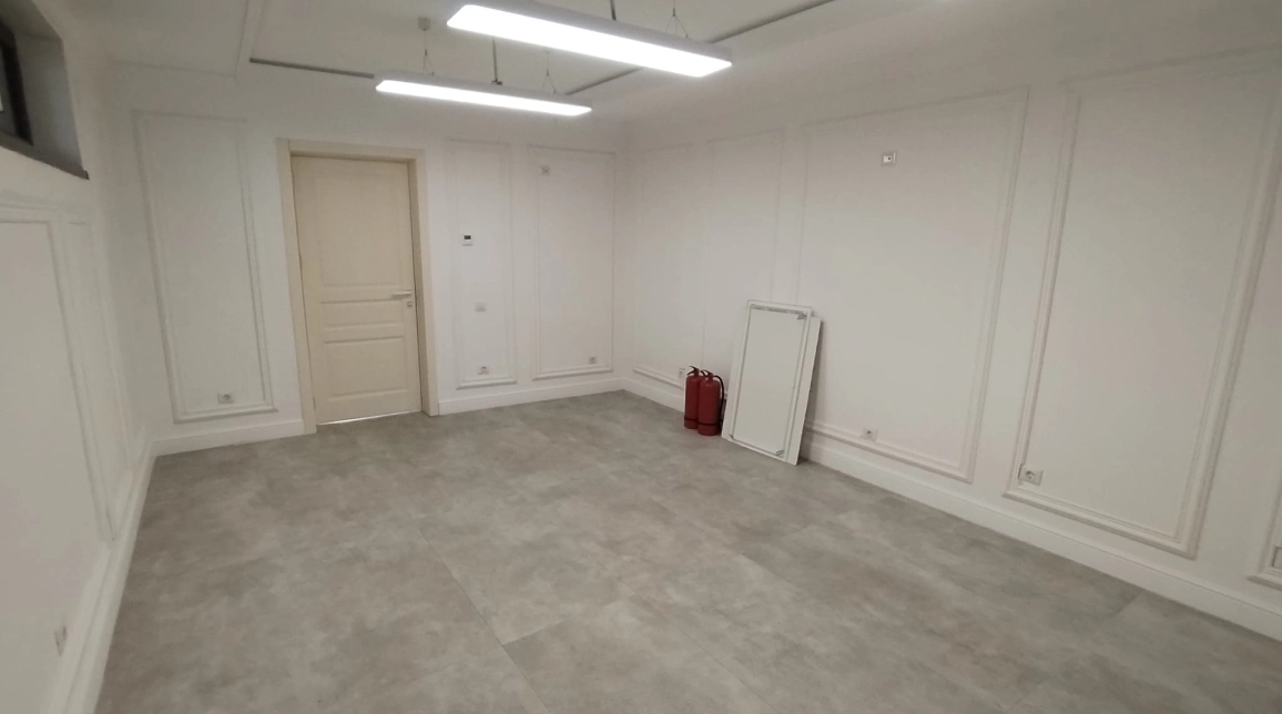 Oferta Spatiu comercial de inchiriat Centru Tg Cucu - Hotel Indiana  50mp  imagine 8