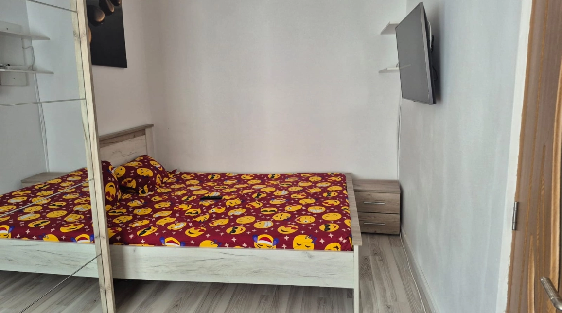 Oferta Apartament de inchiriat, 2 camere, nedecomandat, 35 mp, Tatarasi,  Piata Chirila imagine 1