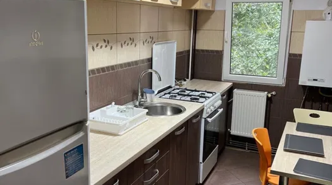 Oferta Gara apartament 60 mp, 2 camere, decomandat, de inchiriat,  Carrefour Market imagine 5