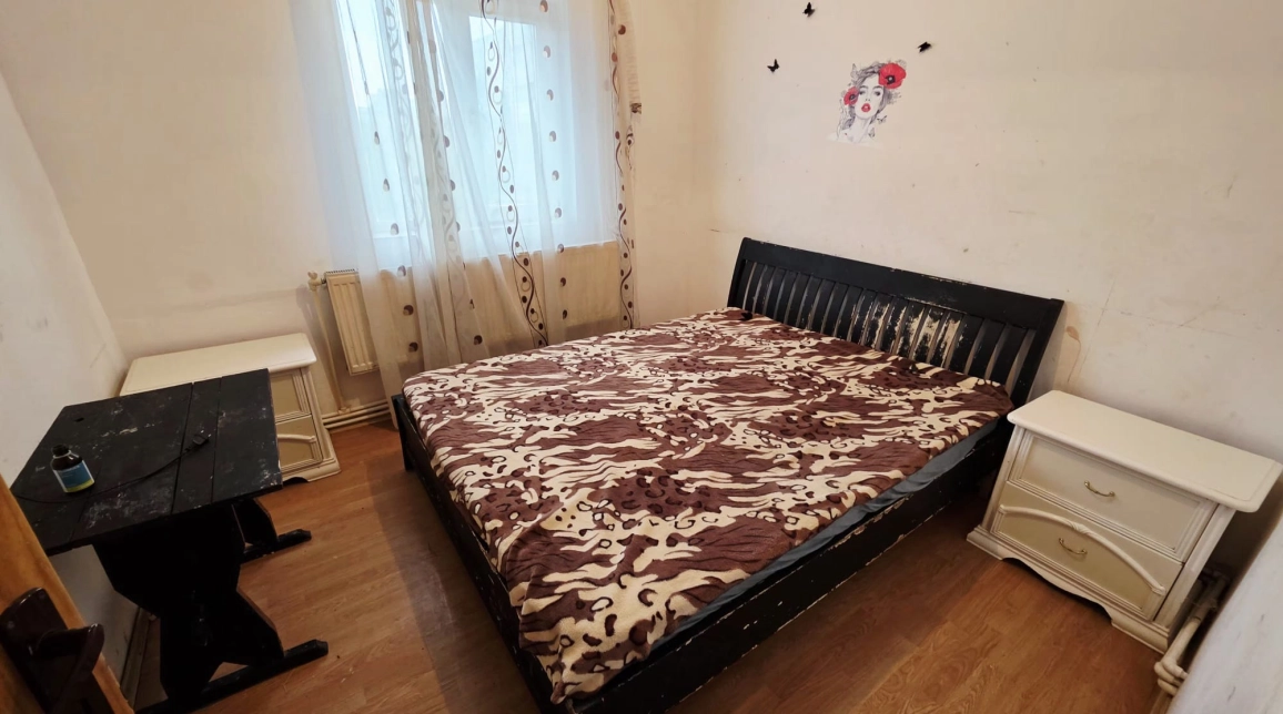 Oferta De vanzare apartament, 3 camere, semidecomandat, 54 mp, Dacia,  Bicaz imagine 1