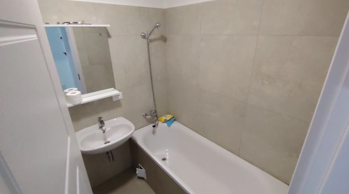 Oferta 1 camera, decomandat, 33 mp, de vanzare apartament nou in zona Poitiers,  350m de la Aumovio imagine 4