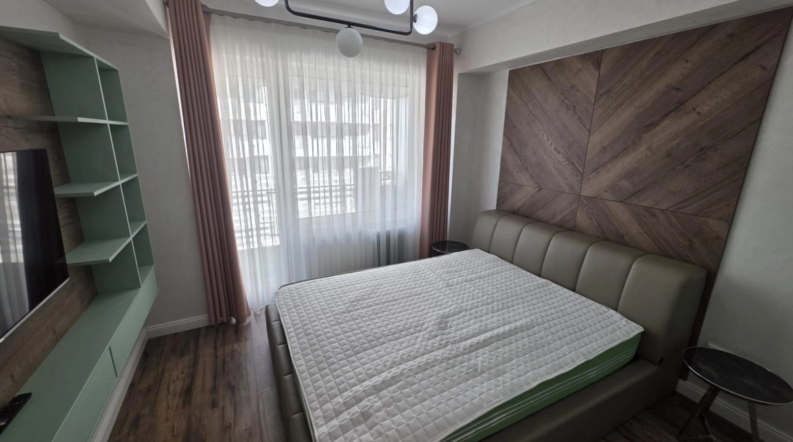 Oferta Copou apartament 90 mp, 3 camere, decomandat, de vanzare,   Complex Royal Town imagine 13