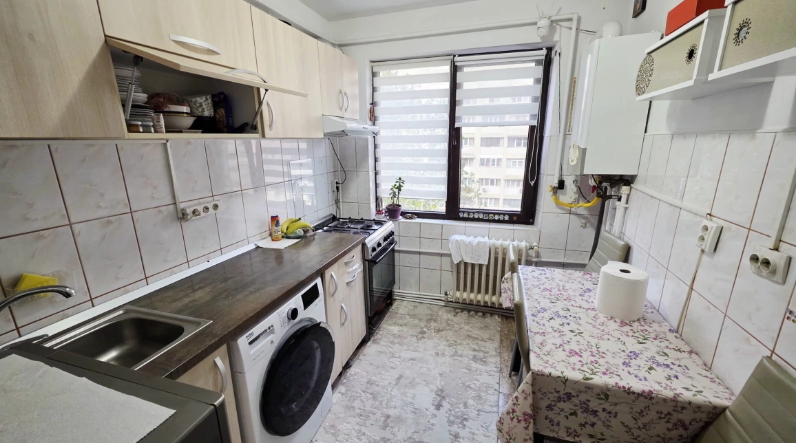 Oferta Apartament, 2 camere decomandat, 55 mp, Alexandru cel Bun, de vanzare imagine 5