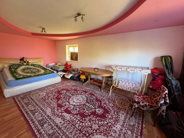 Apartament 3 camere - Bucium