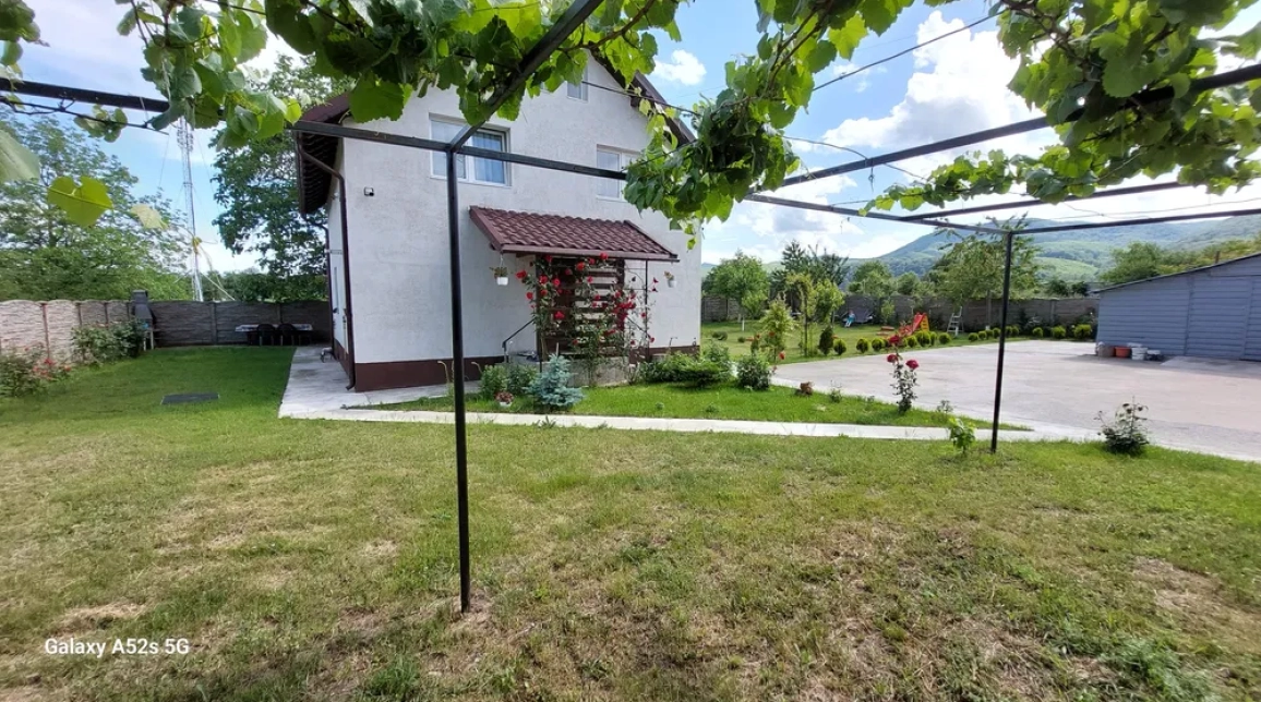 Oferta Casa, 5 camere , 120 mp, Vanatori, de vanzare,  Piatra Neamt imagine 2