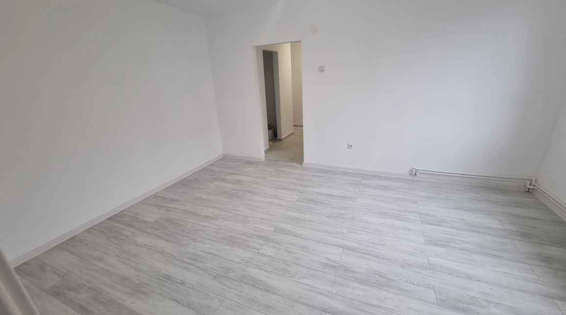 Oferta De vanzare apartament, 2 camere, nedecomandat, 50 mp, Tudor Vladimirescu,  Intersectia Bucsinescu imagine 3