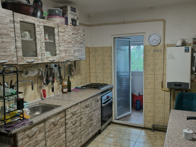 3 camere,  decomandat,  70 mp, de vanzare apartament in zona Metalurgie,  (Profi-Bulevardul Chimiei) 162748