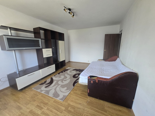 De vanzare apartament, 3 camere,  decomandat,  70 mp, Nicolina,  (Prima statie - Puffy Pizza) 163177