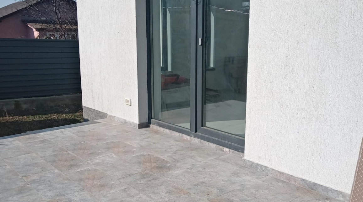 Oferta 4 camere, 106 mp, de vanzare casa in zona Miroslava,  Alin Automobile imagine 1
