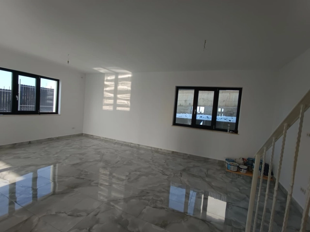 Apartament 4 camere - Valea Lupului