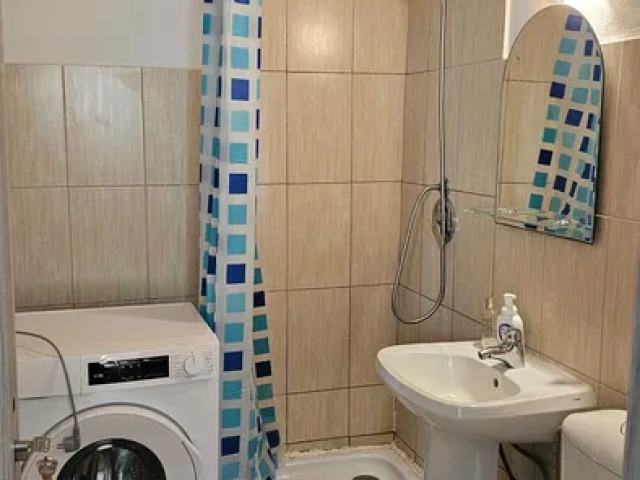 Apartament de inchiriat, 2 camere,  ,  50 mp, Podu Ros,  (Liceul Racovita) 161265