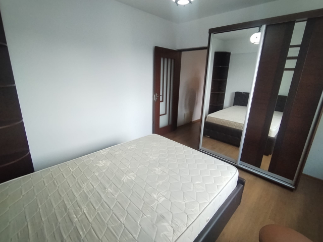 Central apartament  40 mp, 2 camere,  semidecomandat, de inchiriat,  (Pallas Campus ) 162469