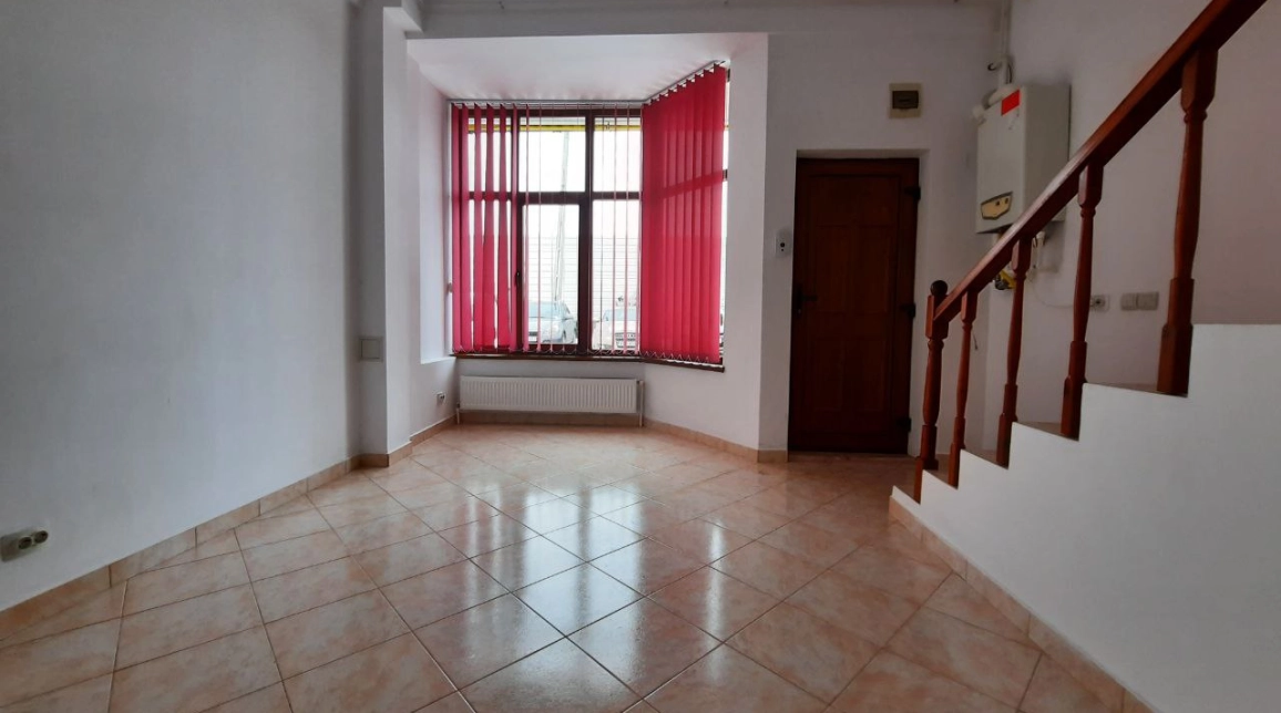 Oferta Spatiu birou de inchiriat Calea Romanului White Lady 38mp  imagine 1