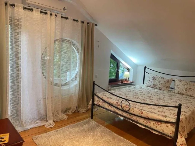 Apartament 3 camere - Tatarasi